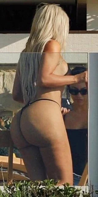 Kim K image 31