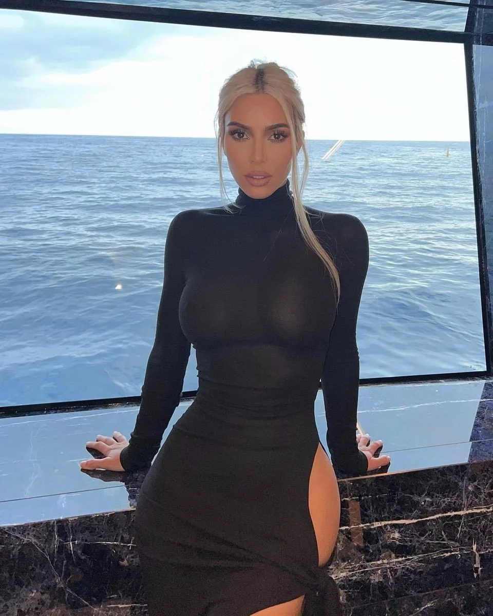 Kim K image 32