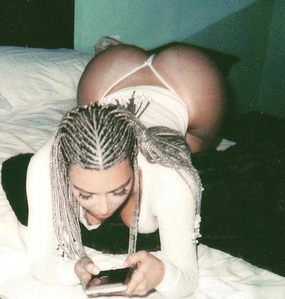 Kim K image 5