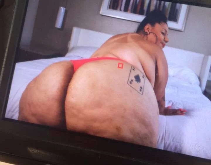 M3gA bor1cuA bBw bootY !! image 40