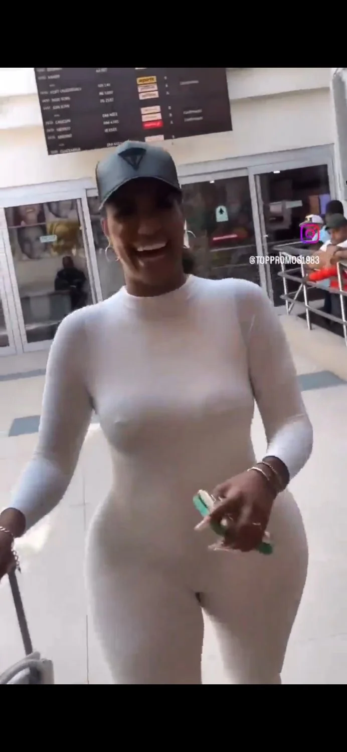 Sexy hot milf in catsuit leggings 🥵 image 6
