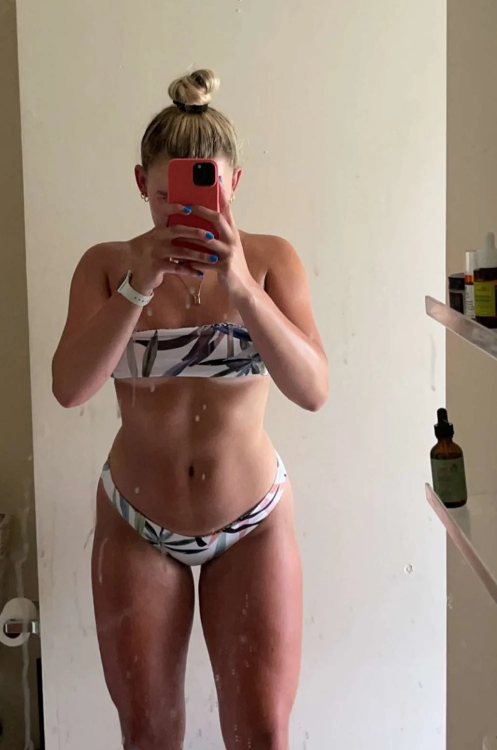 College slut Gabby image 15