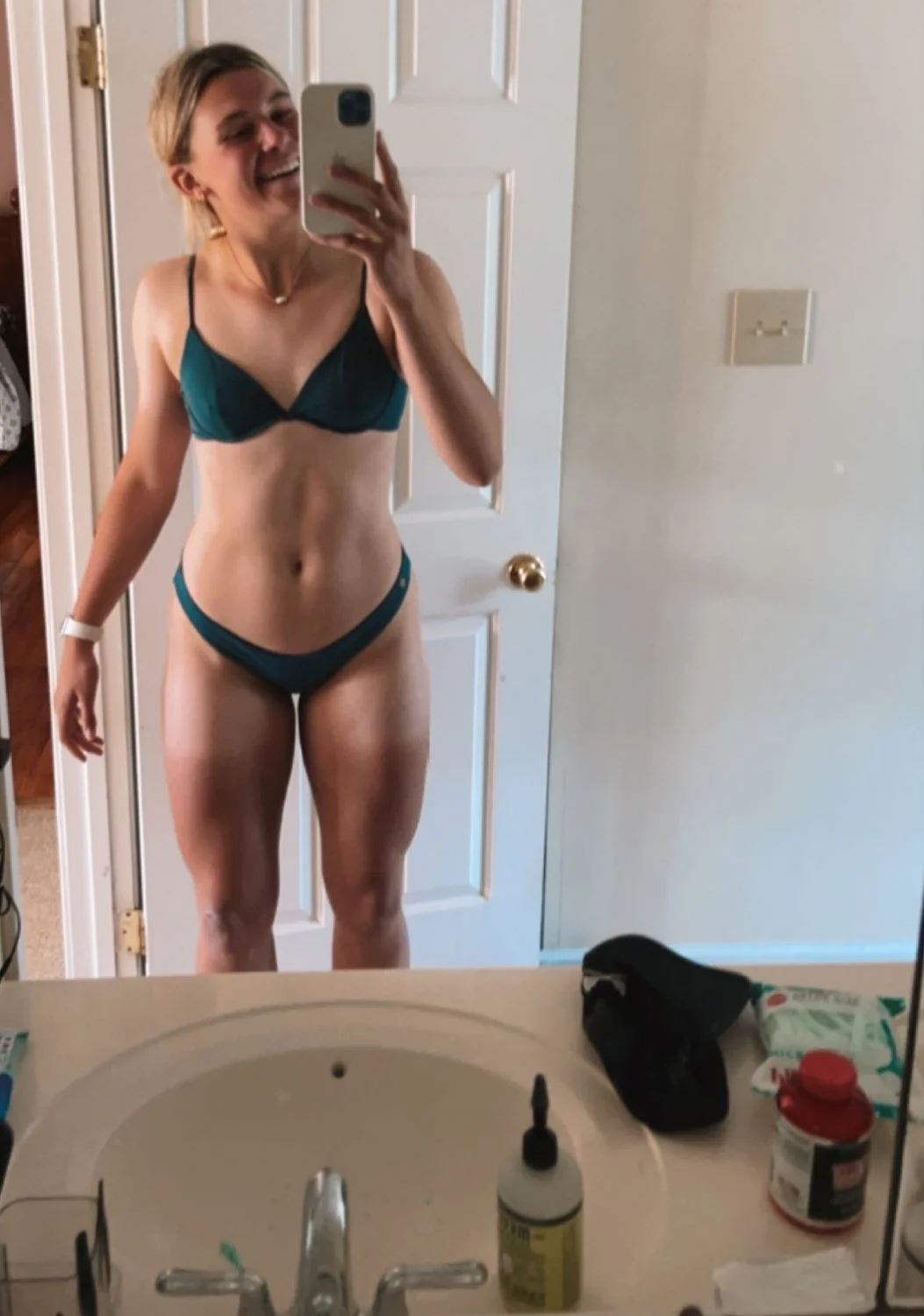 College slut Gabby image 19
