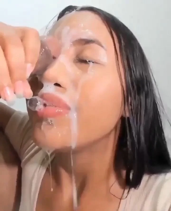 Latina Teen loves to wear Cumshot Mask main image