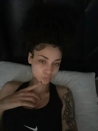Petite Lightskin Pyt Phat Pussy (19) (Tapes in tele) cover image