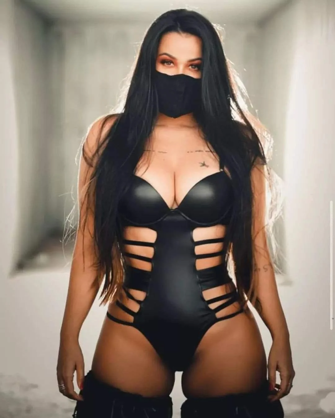 Mēl Rīøs Morena Linda image 33