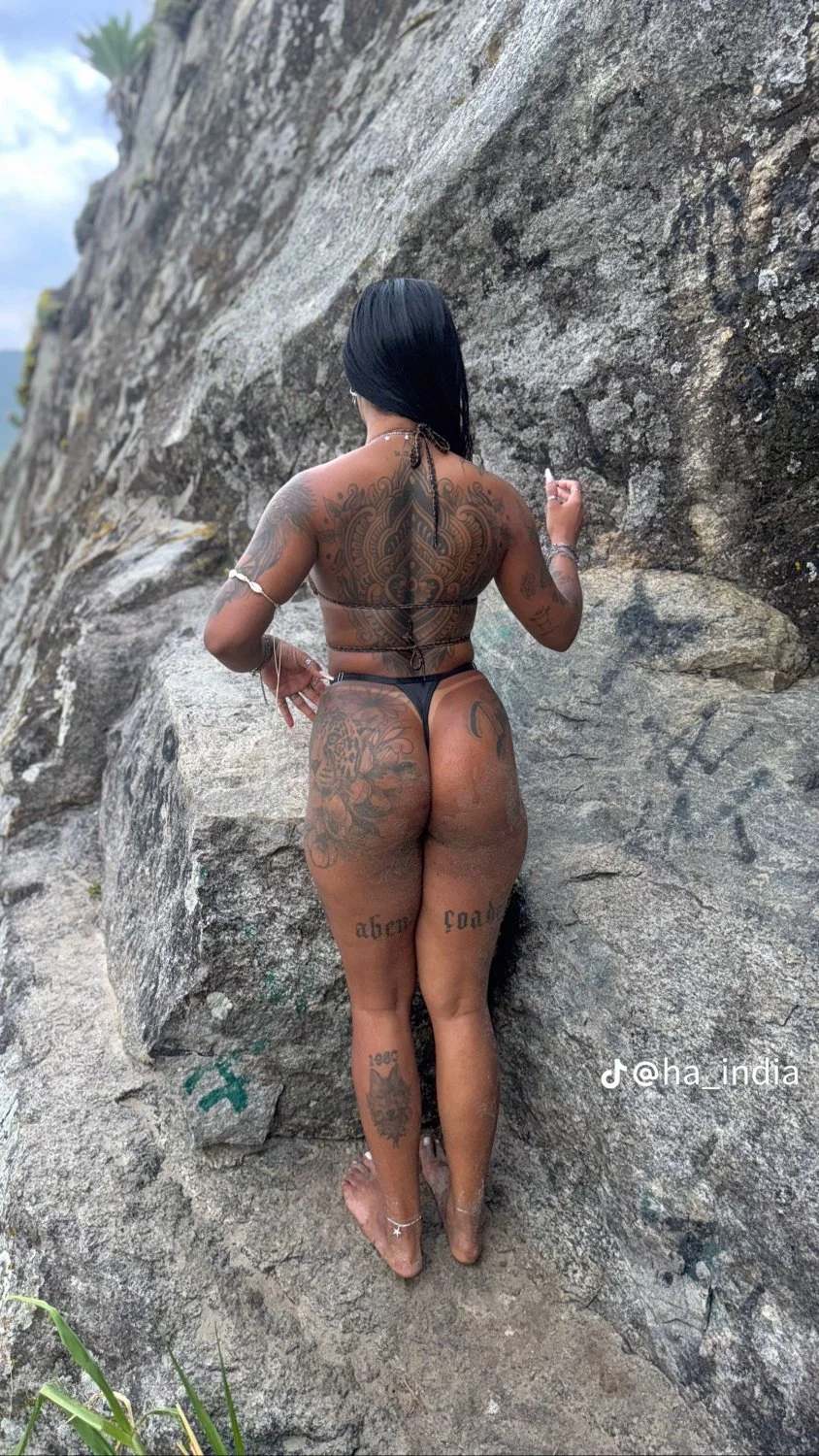 Q morena gostosa do caralho image 10