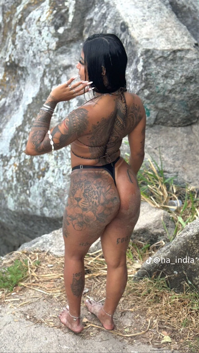 Q morena gostosa do caralho image 3