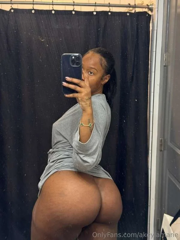 Thicc🤩 image 42