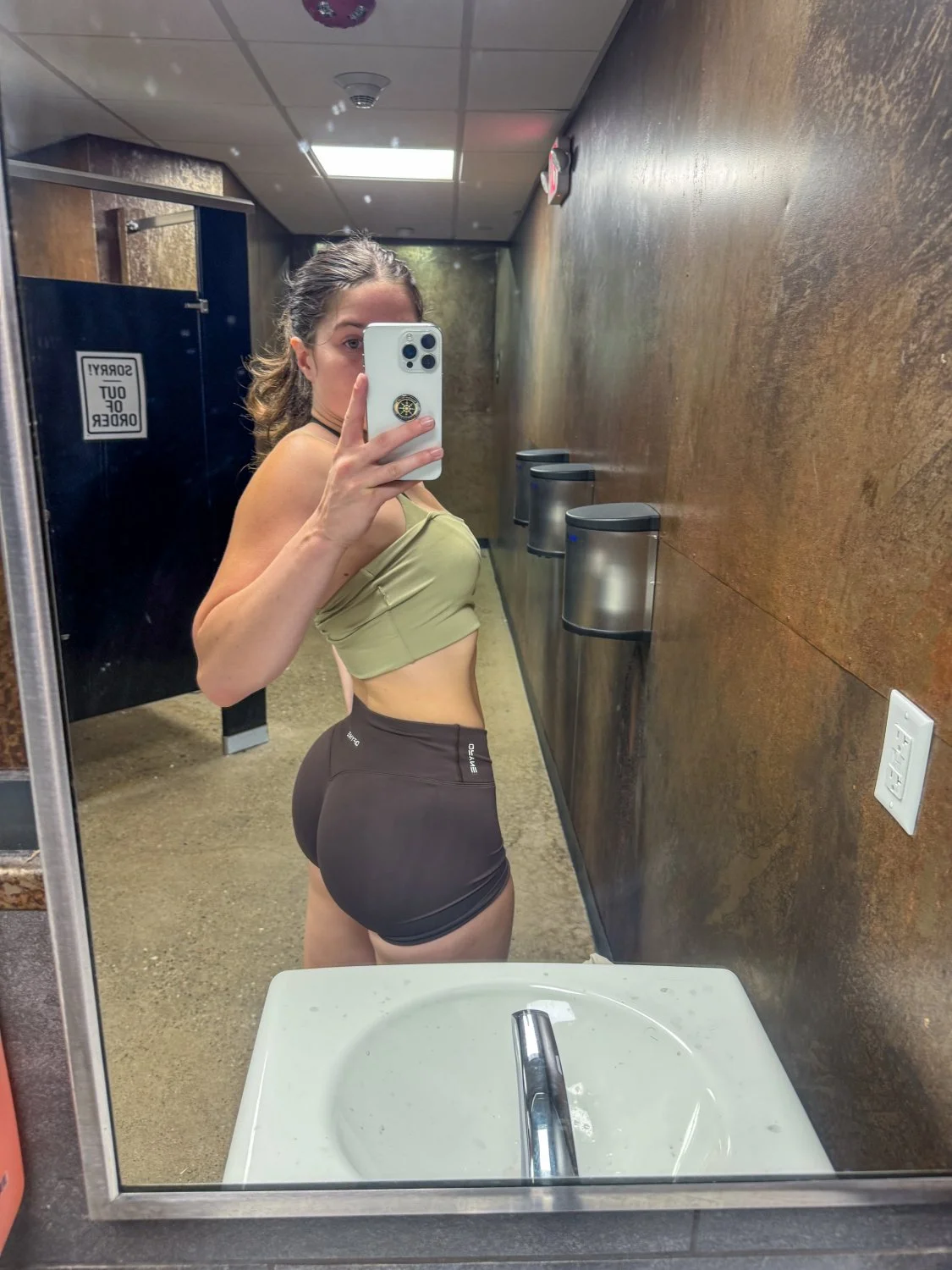 Gym Time🔥🍑💪🏼 image 31