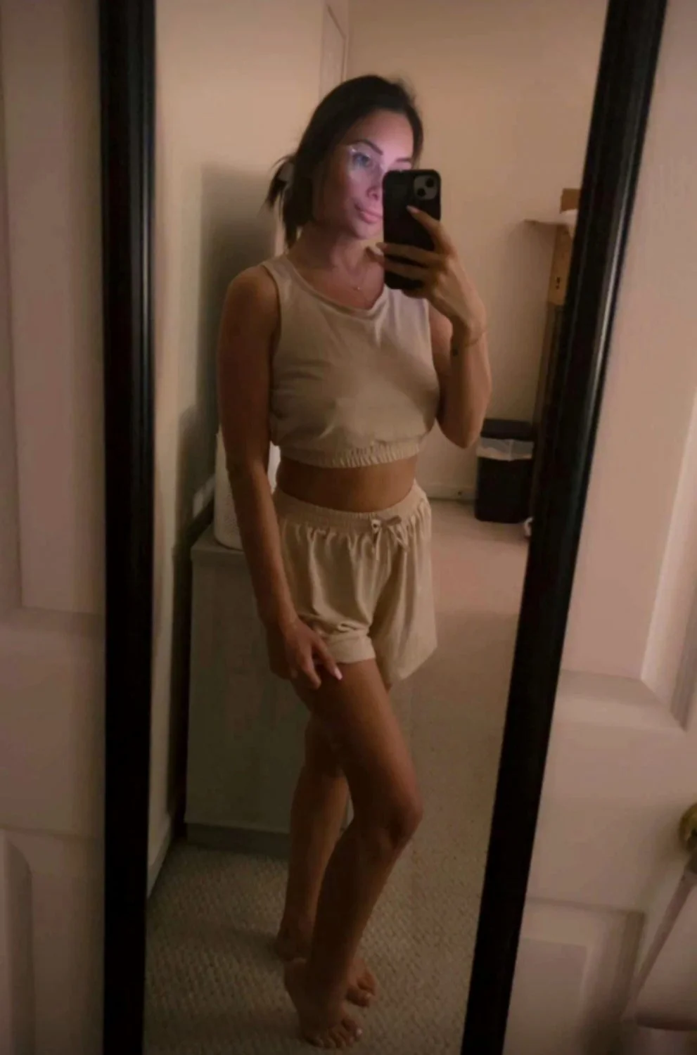 Duck faced Slut Tarah image 8