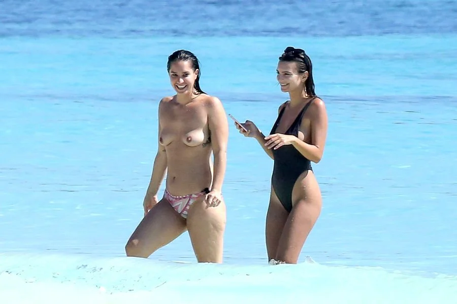 Beach day ⛱ image 12