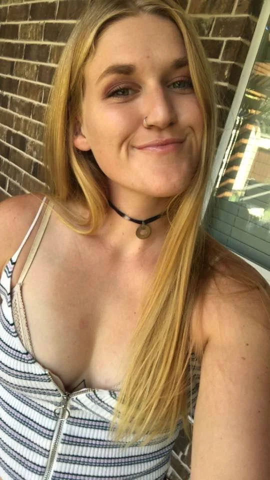 Sarah image 6