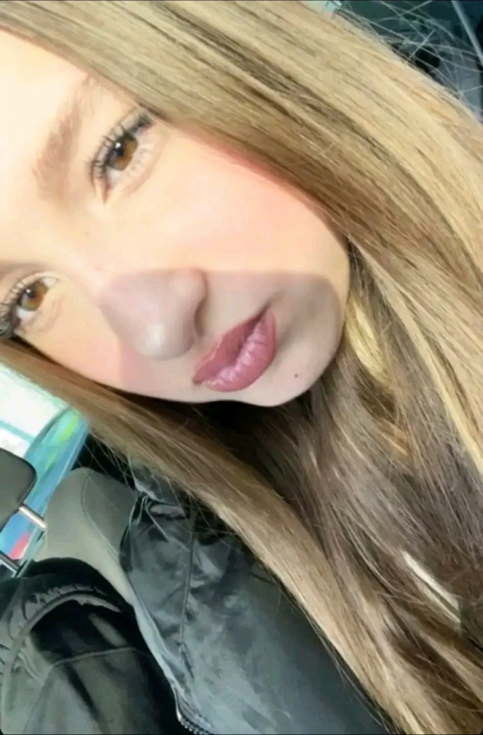 Exposing guys hot little slutty friend main image