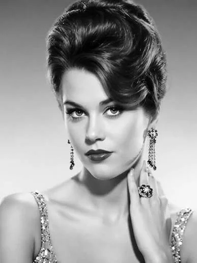 Beautiful Jane Fonda image 32