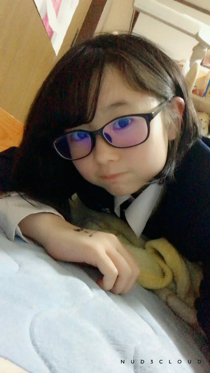 Asian Cute Teen image 12