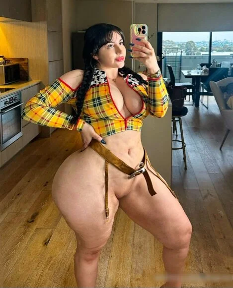 Request.. Thick Gorgeous 🇮🇷🇦🇺 Milf.. image 17