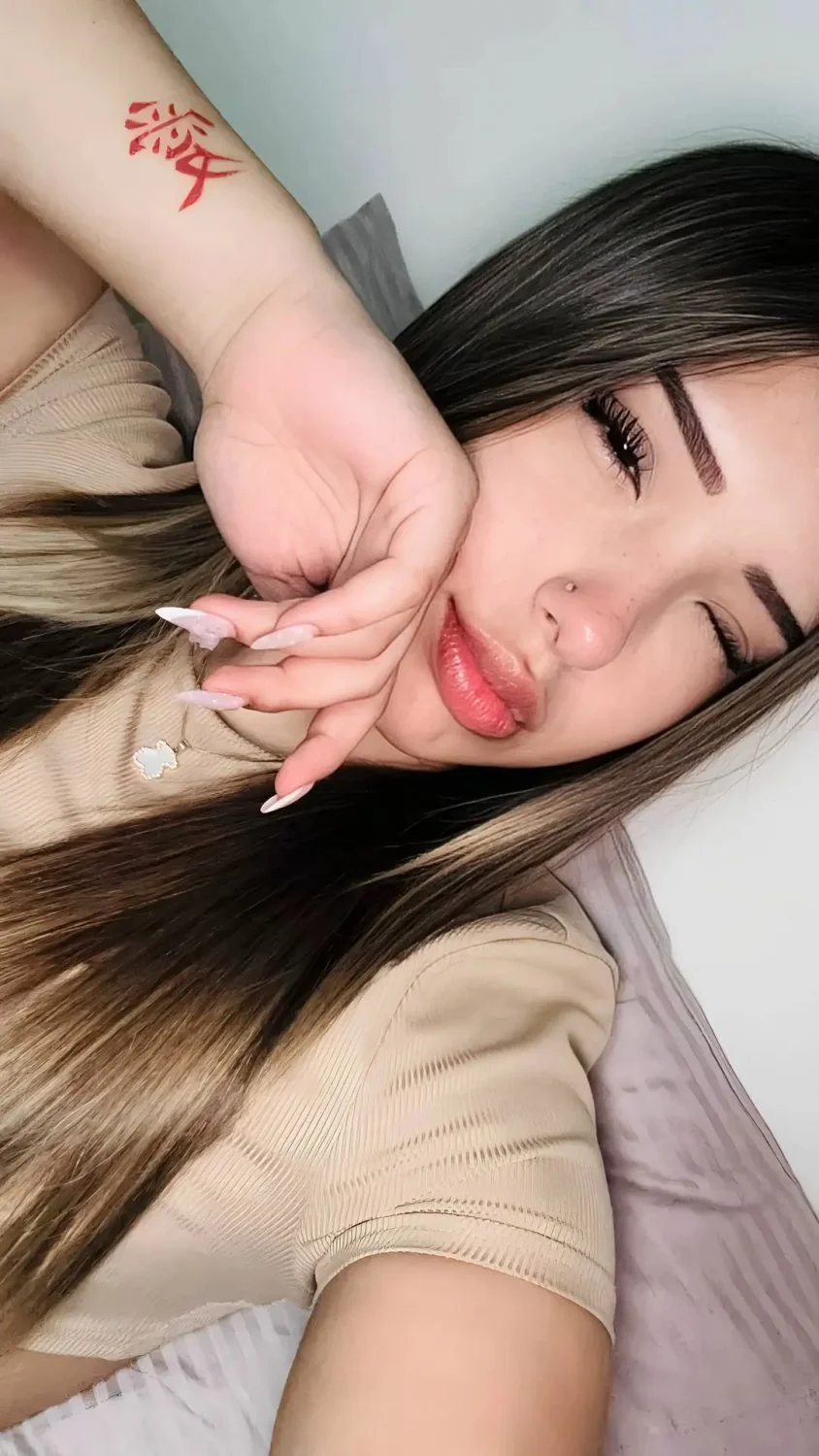 Rica pendeja chilena image 16