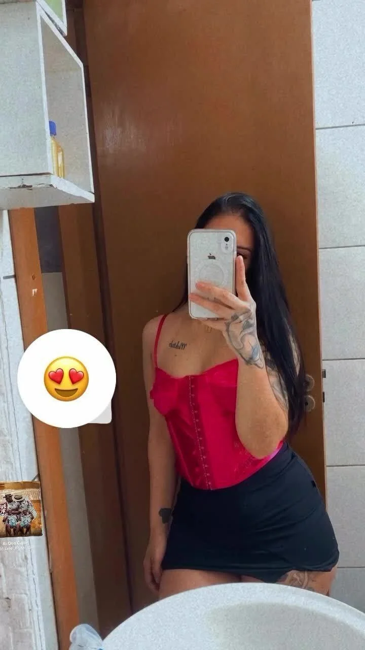 namorada tatuada gostosa rabuda muito cavala image 9