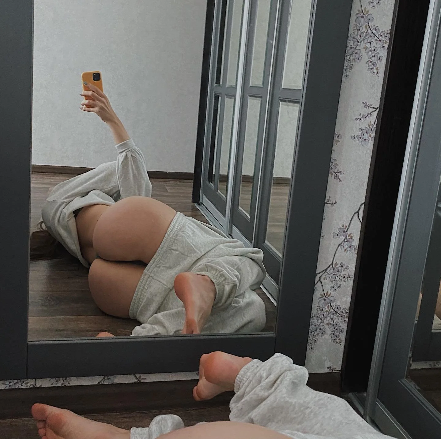 sexy russian with nice feet image 8