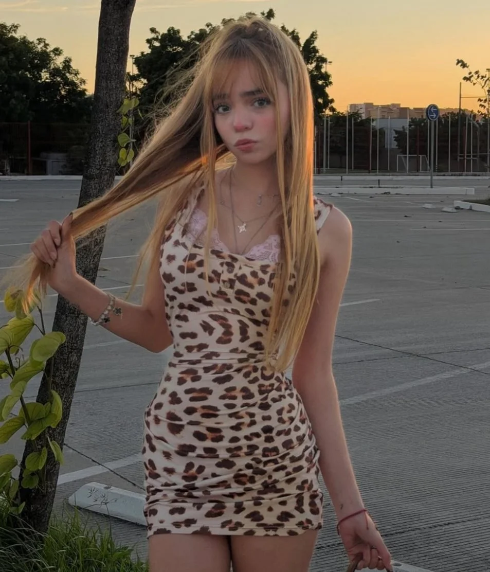 La werita puta zorra de ig en bikini, que ganas de acabar dentro y romperla entre varios image 24