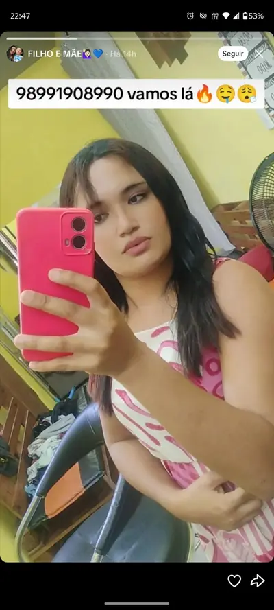 Essa gosta de mostrar o pacote no TikTok cover image