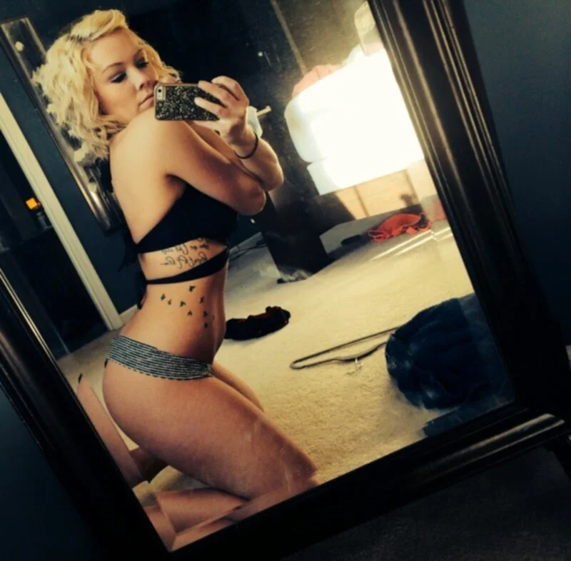 Webslut Kayla image 18