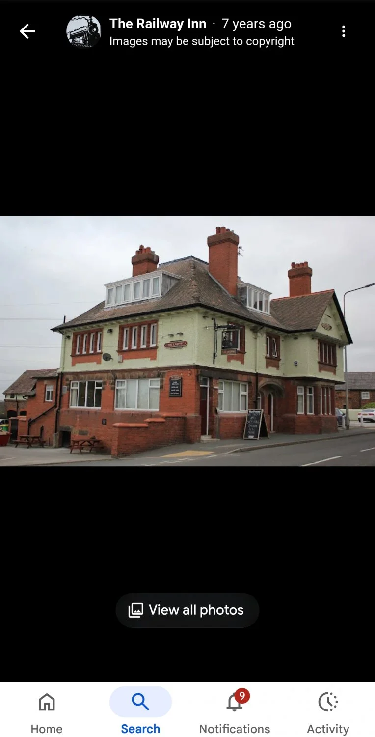 Toni 44 36GG Barmaid Cheshire UK image 27