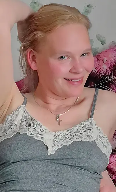 He risked her now shes a web slut love her coin slot cunt cover image