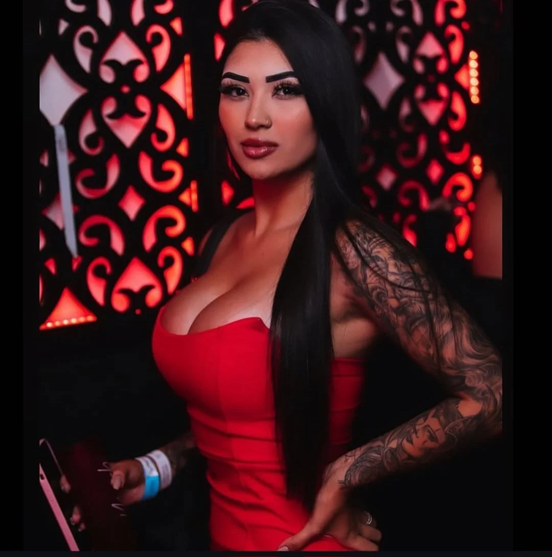 Ninfeta cavala da academia gostosa demais image 2