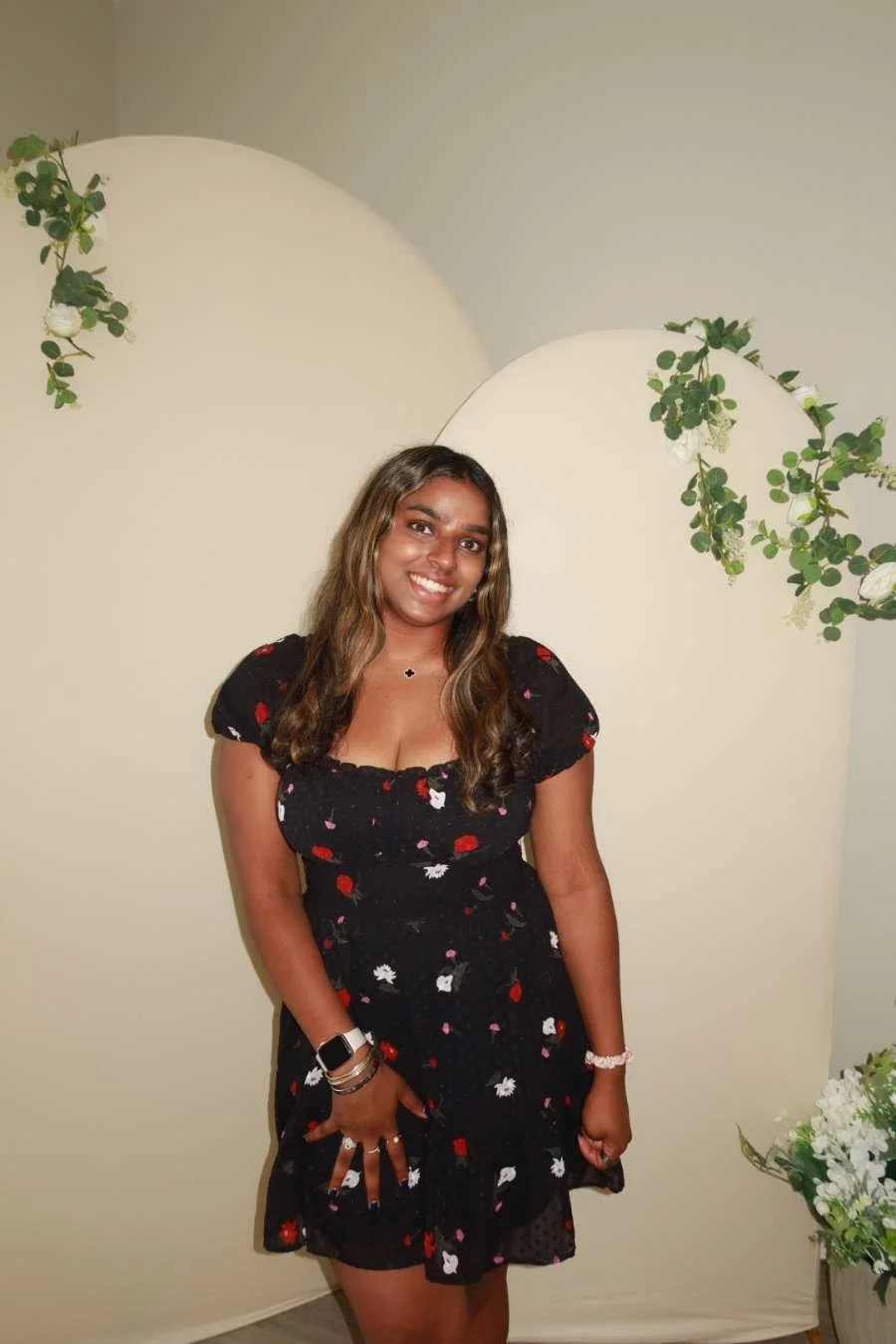 Indian NRI Slut Anagha Leaked. image 4
