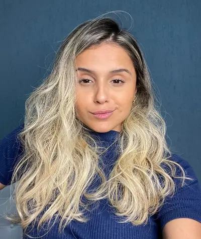 Novinha loirinha tente chegar até a última gozar 💦 cover image
