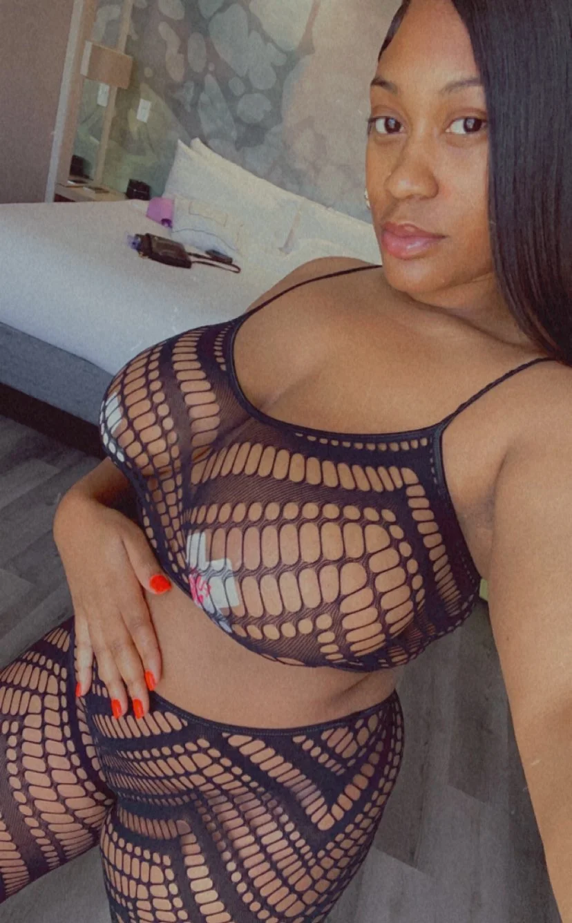 Curvy small bbw gets cum on her tits image 2