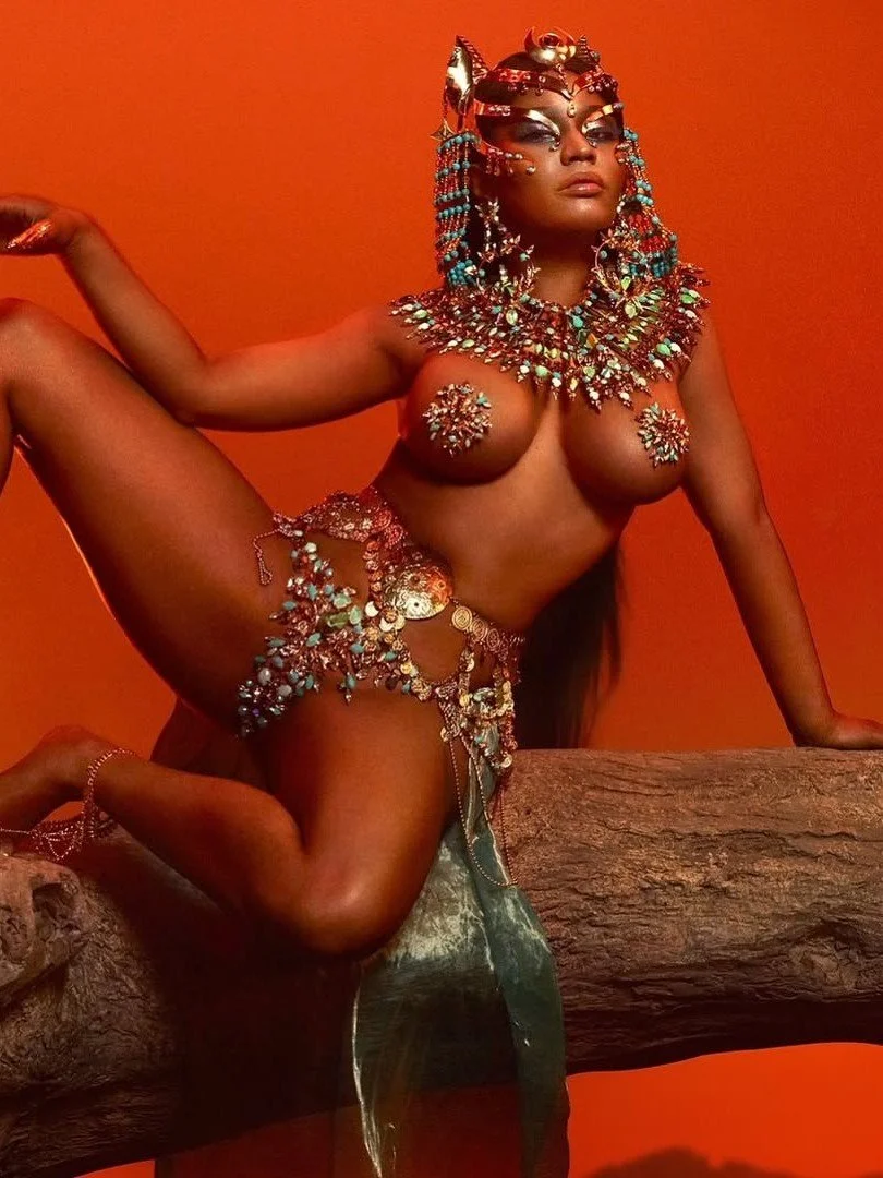 Who is Hotter Nicki Minaj or Cardi B ?! image 36