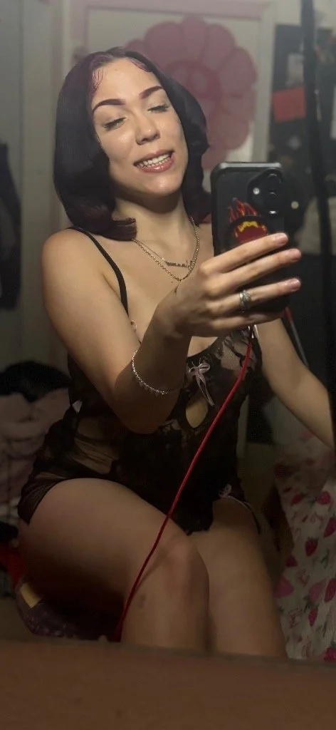She Lowkey Bad Asf image 5