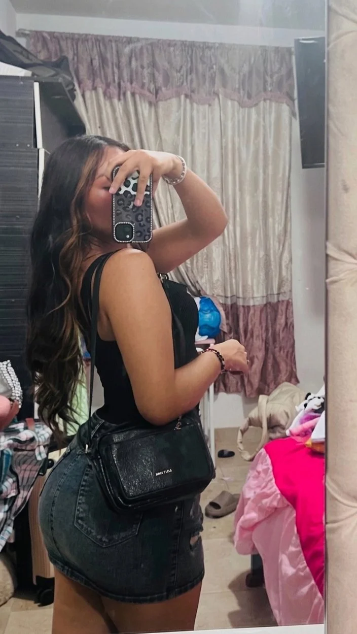 Miren el cuerpo de puta de está pendeja image 11