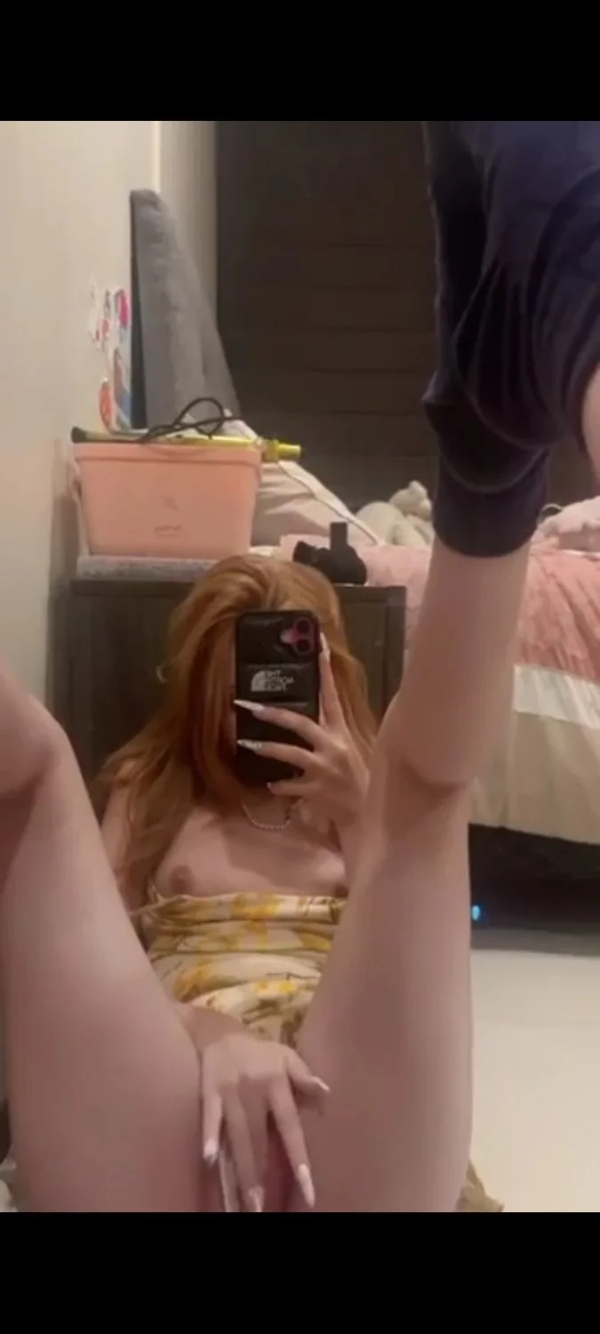 Latina Redhead thot image 11