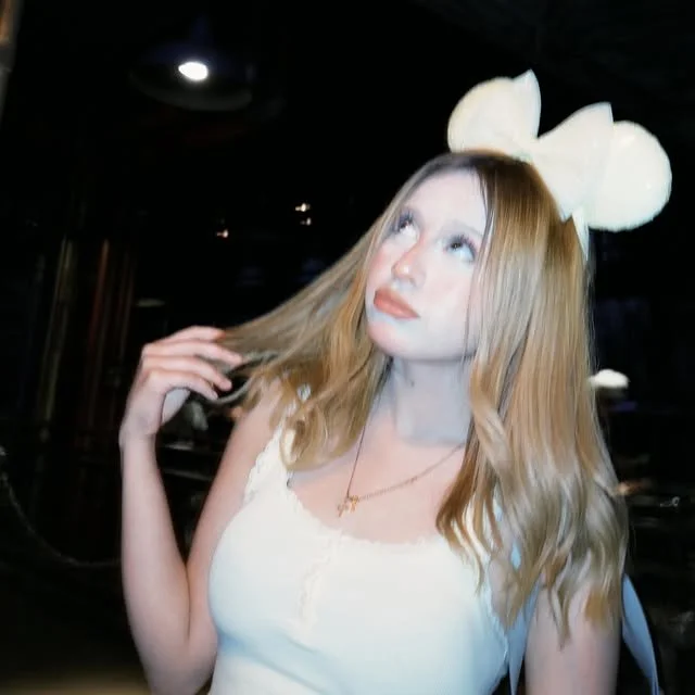 Latina Redhead thot image 20