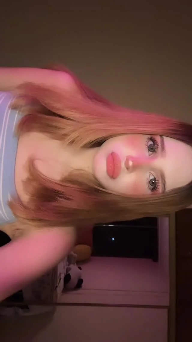 Latina Redhead thot image 32
