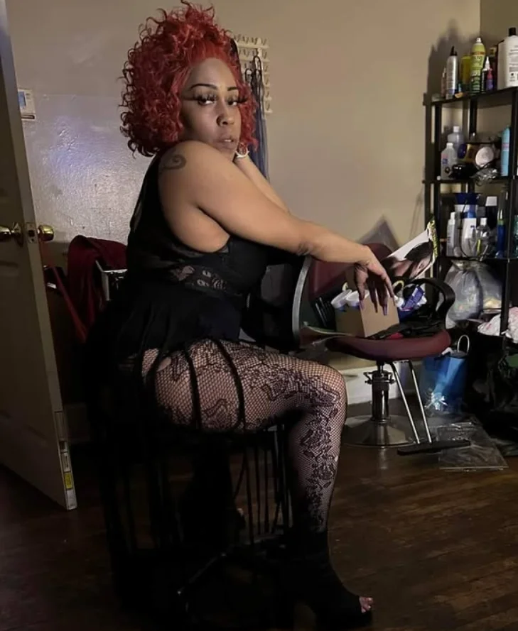 Corciette Wells need to hurry and make a Onlyfans. I love when she bend that ass over 👅 image 7