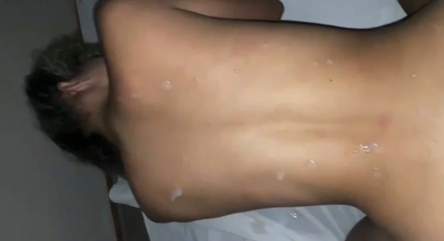 A bunda e o cu da safada da Jenifer image 2