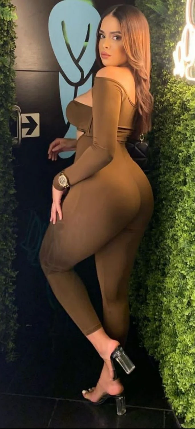Thick Latina slut Nathaly image 4