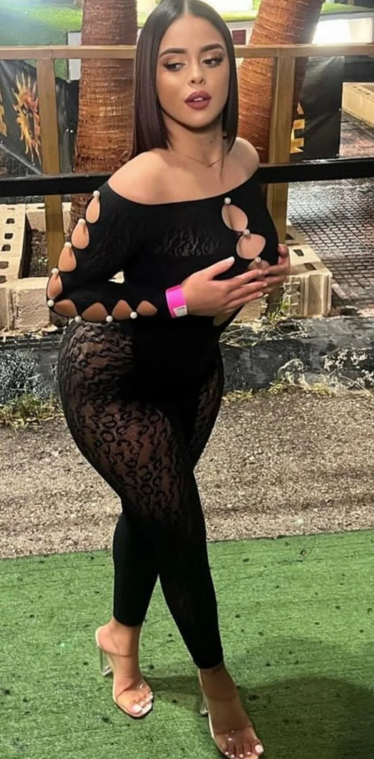 Thick Latina slut Nathaly image 5