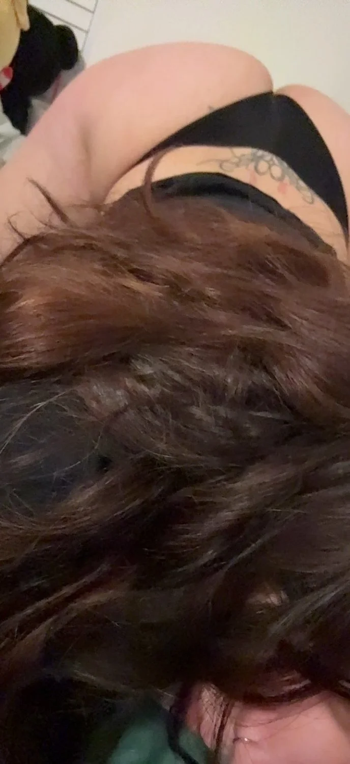 Stacked Venezuelan Latina with insane fat ass image 26