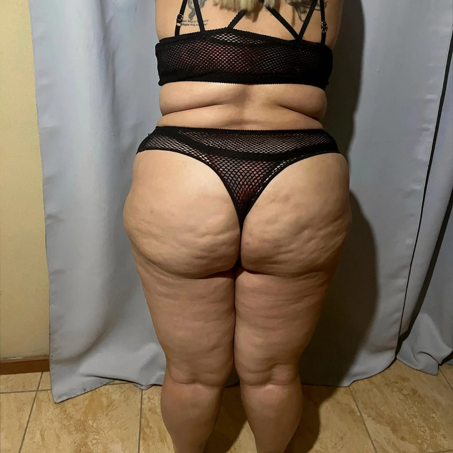 ThickWife image 1