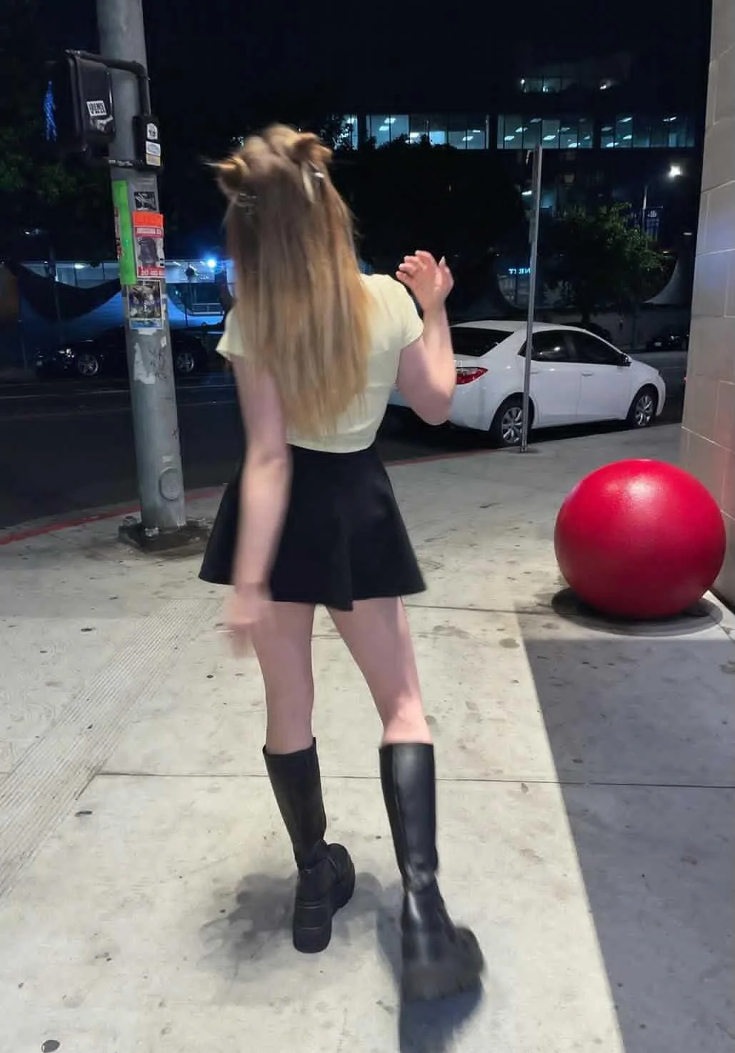 Help me reassure my gf she is sexy! Thoughts on her? image 43