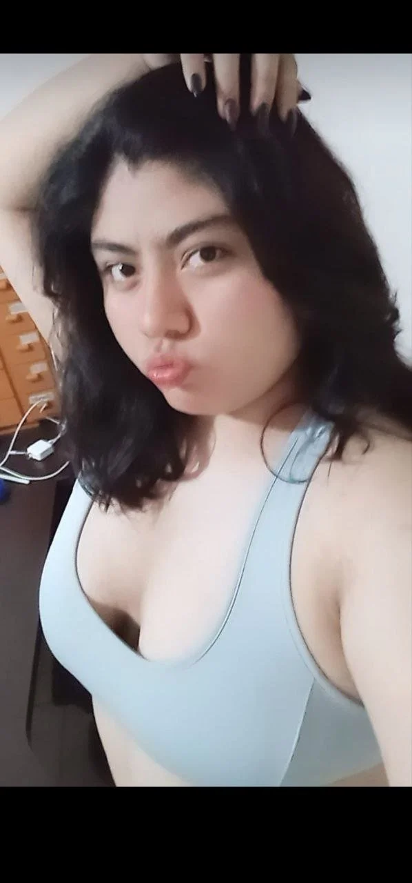 Gorda pendeja exhibida main image