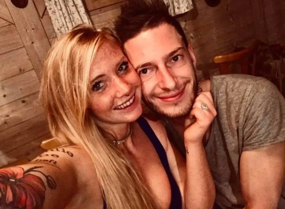 Tania 33 exposed by her ex image 20