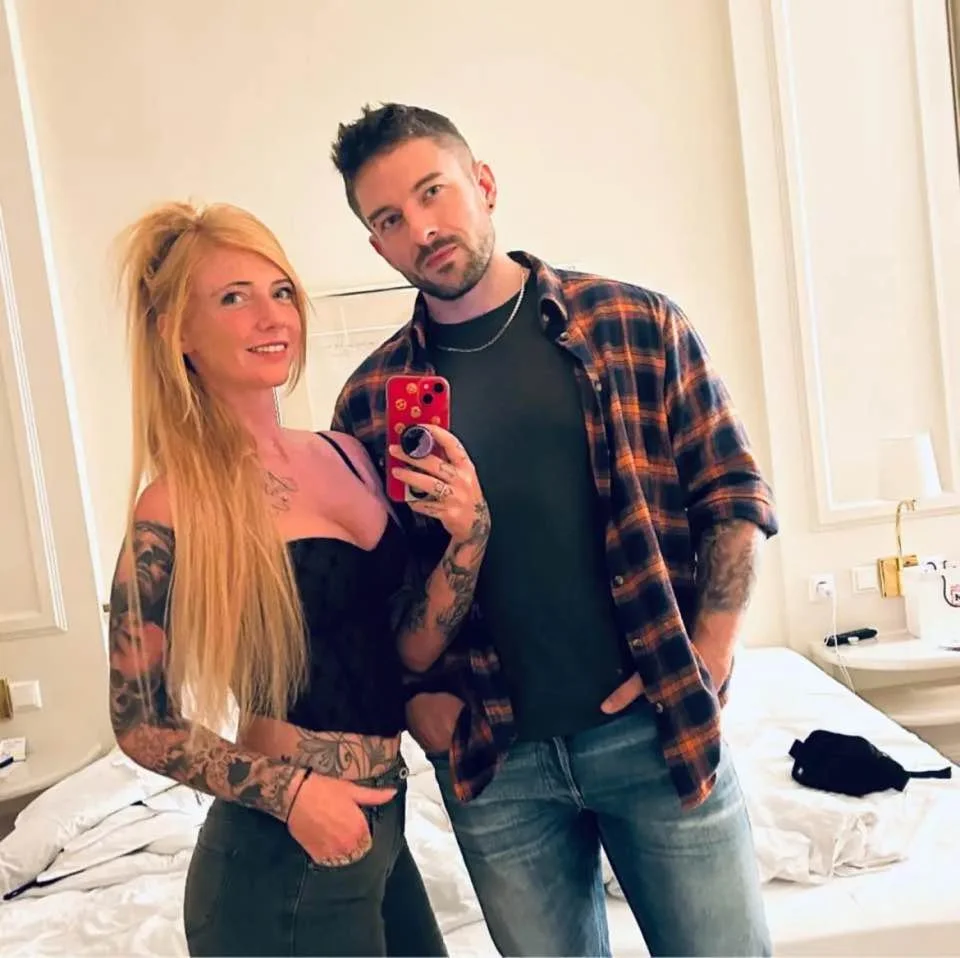 Tania 33 exposed by her ex image 6