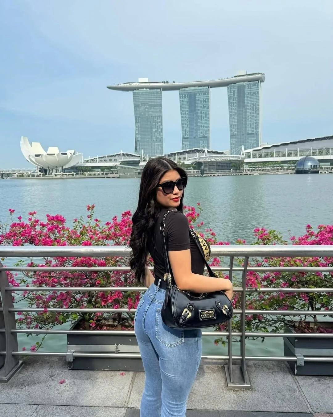 Beautiful Sexy Lady image 13